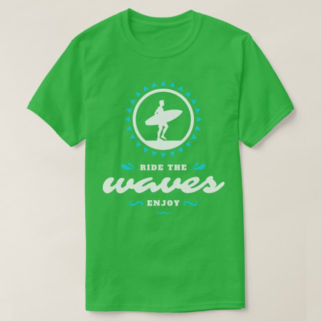 Surfer Surfing Vågar T Shirt (Design framsida)