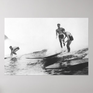 Surfers Group i Honolulu, Hawaii Surfing Poster
