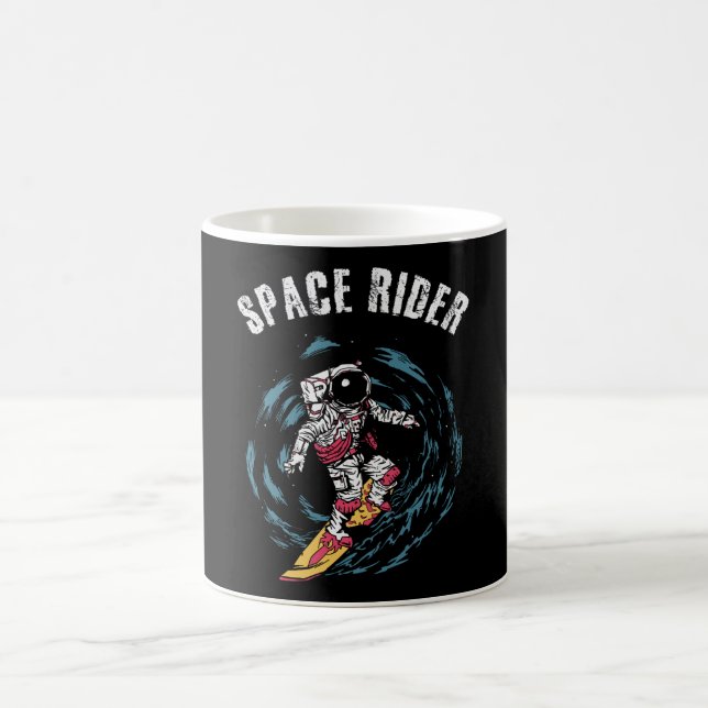 Surfing Astronaut Space Rider Surfer Kaffemugg (Center)