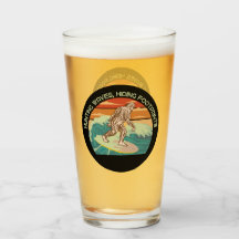 Surfing Bigfoot Hunting Vinkarare Gömmande fotavtr