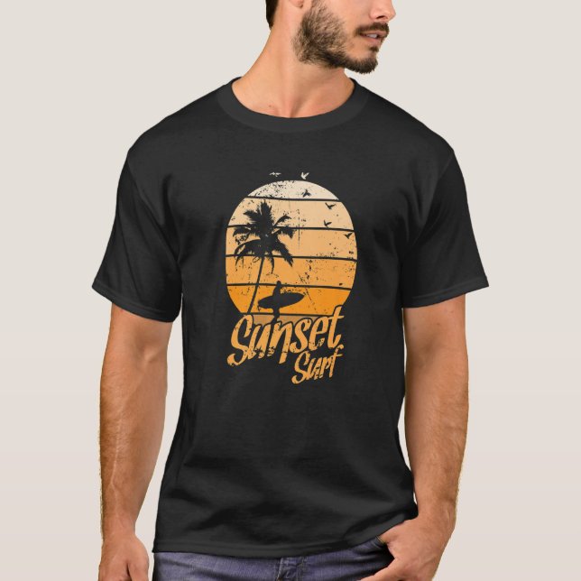Surfing in the Twilight with Palm T Shirt (Framsida)