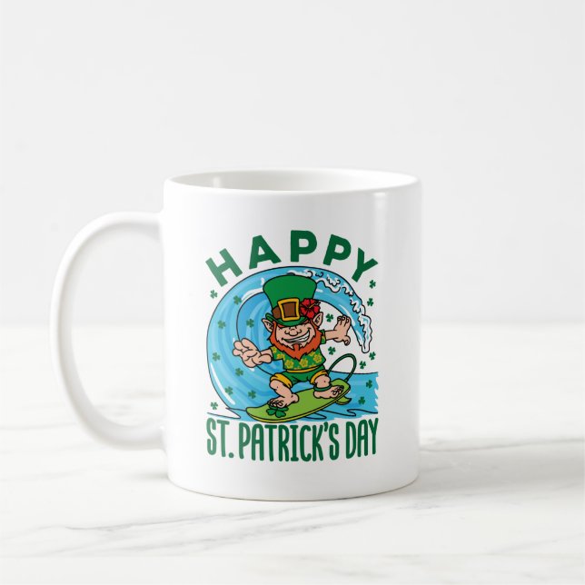 Surfing Leprechaun Hawaiian St patricks day Kaffemugg (Vänster)