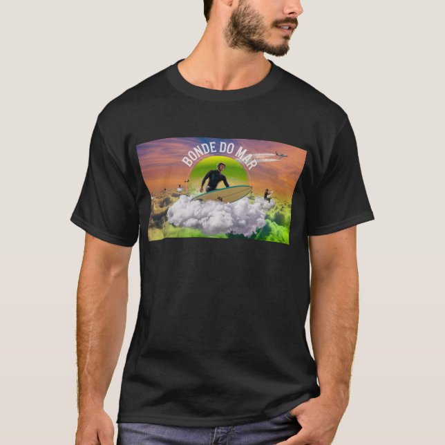 Surfing nas Nuvens BD T Shirt (Framsida)
