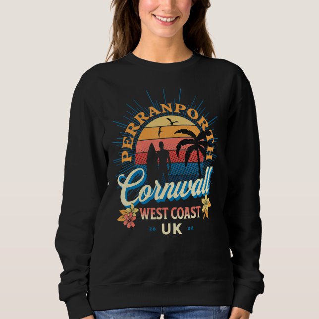 Surfing Perranporth, Cornwall Uk Retro Disted T Shirt (Framsida)