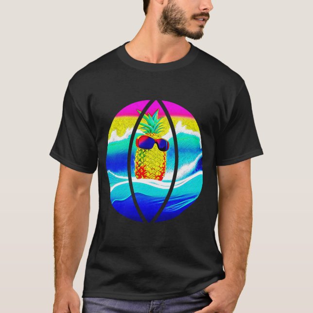 SURFING PINEAPPLE BEACH BALL T SHIRT (Framsida)