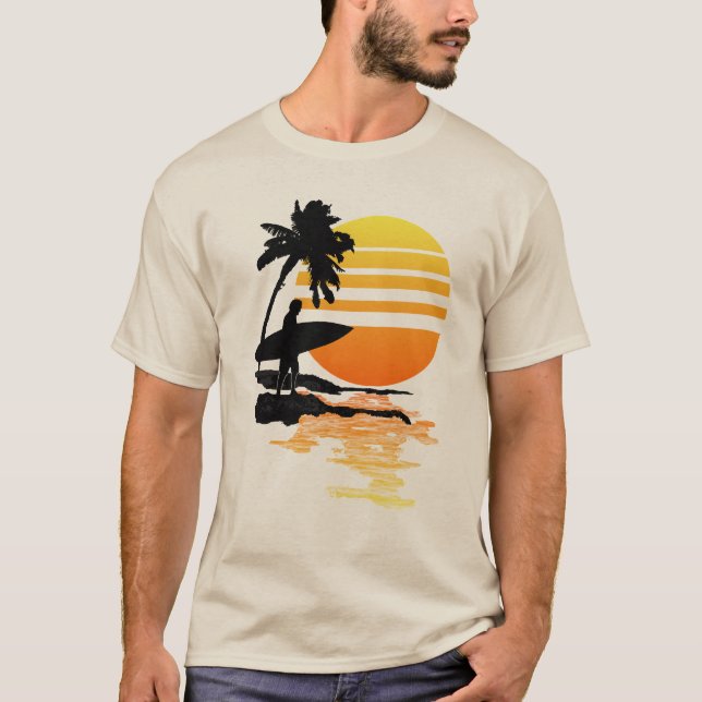 Surfing Sunrise T Shirt (Framsida)