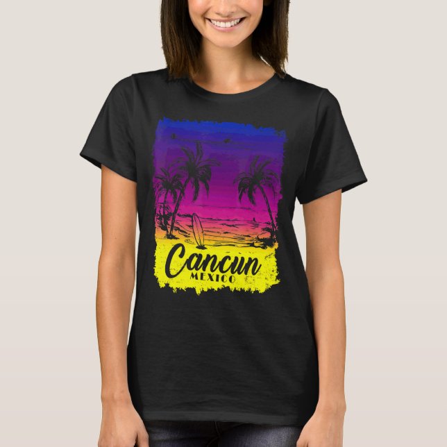 Surfing vid Cancun Mexico Beach Påsklov Vacation S T Shirt (Framsida)