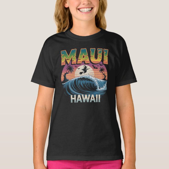 Surfing Witch på Broom Maui Hawaii Halloween T Shirt (Framsida)