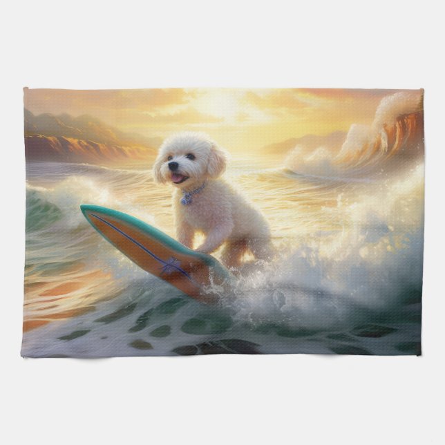 Surfning av bichon Frise Beach-färg Kökshandduk (Horisontell)