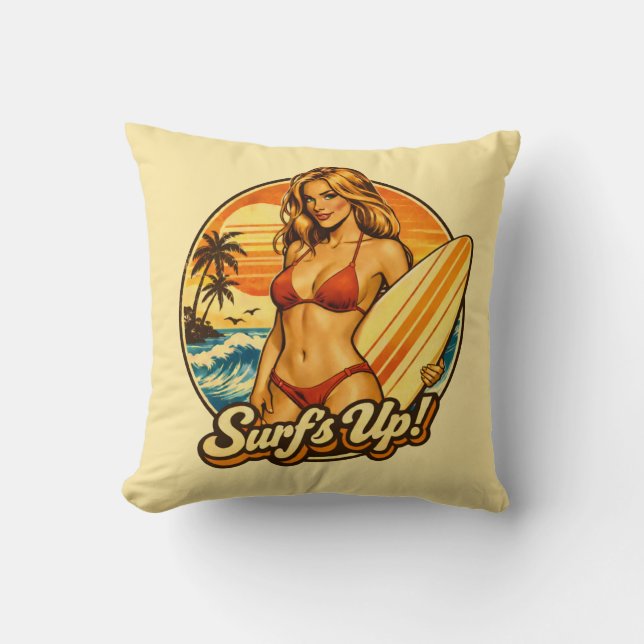 Surf's Up Bikini Pin-Up | Retro Surf Shop Graphic Kudde (Framsida)