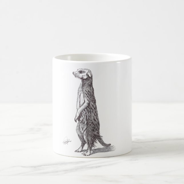 SURICATA. MEERKAT. KAFFEMUGG (Center)