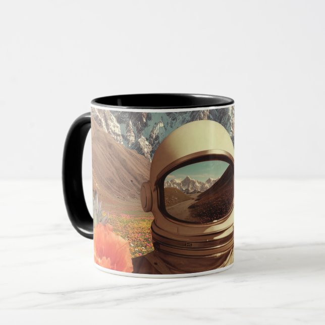 Surreal astronaut i blomsterfält mugg (Framsida vänster)