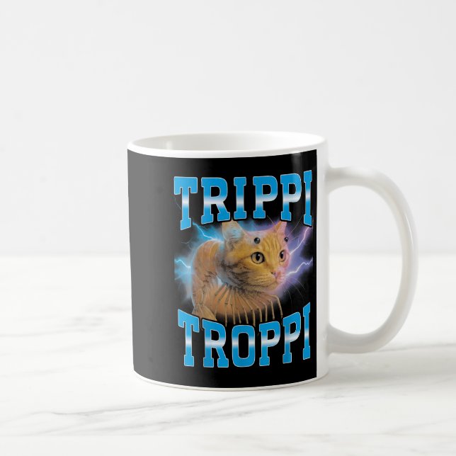 Surreal Italy Brainrot Meme Trippi Troppi Cat Fu Kaffemugg (Höger)