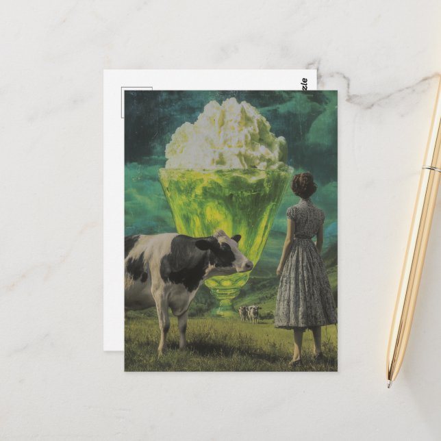 Surreal Lime Yummy Desert in the Dairy Pasture Vykort (Fram/Back In Situ)