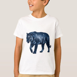 Surreal silhuett av tiger i dubbelexponering mot s t shirt