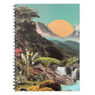 Surreal Tropical Valley med vattenfall Anteckningsbok