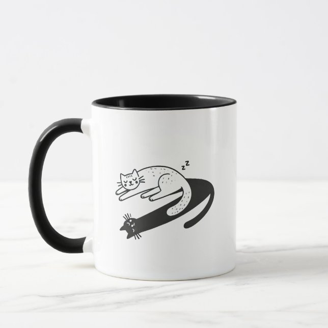Surreal White Cat Sleeping with AVakBlack Shadow Mugg (Vänster)