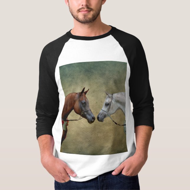 Surreala två hästar målar. t shirt (Framsida)