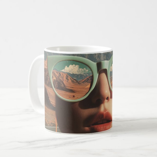 Surrealistisk porträtt med glasögon som reflektera kaffemugg (Framsida vänster)
