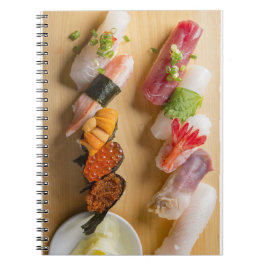 Sushi Art on Wooden Platter Notebook Anteckningsbok