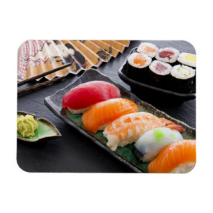 Sushi och rullar magnet