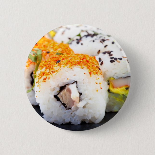 Sushi på en platta knapp (Framsida)