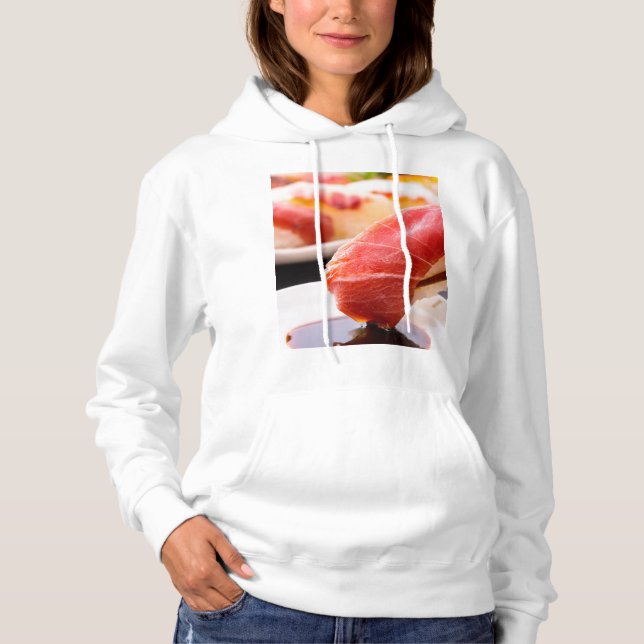 Sushi & Soy Sauce Moment Hoodie T Shirt (Framsida)