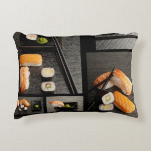 Sushisamling på svart bakgrund prydnadskudde