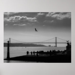 Suspension Bridge i Lissabon Black and White Photo Poster