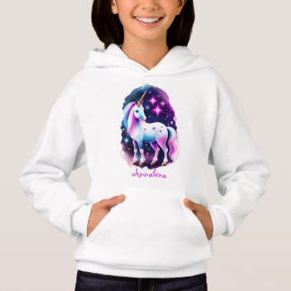 süßes Einhorn vor einem funkelnden Sternenhimmel T Shirt