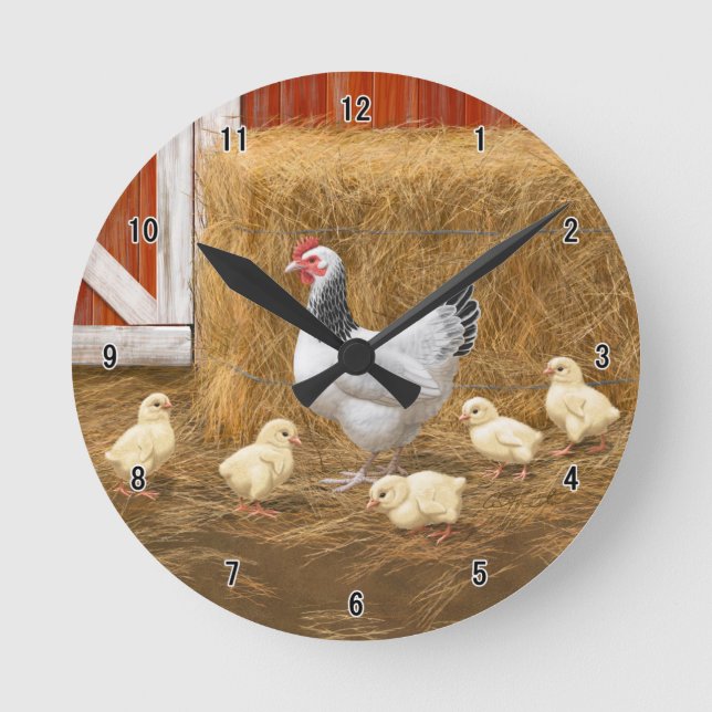 Sussex Chicken Mamma Hen och Chickar Rund Klocka (Framsida)