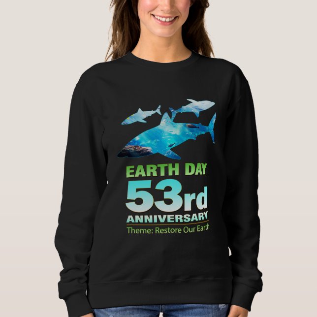 Sustainability and Ecology Earth Day T Shirt (Framsida)