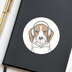 Sval Beagle med bubbelgummi Söt Rolig Hund Runt Klistermärke