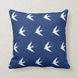 Svälj Mönster Pillow - vita fåglar Kudde