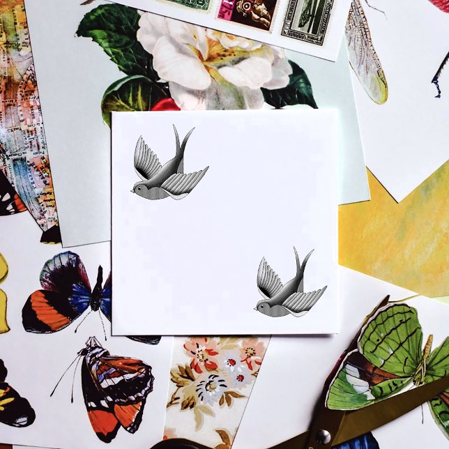 Svälj Red Blue Tattoo Stämpel (Skapare uppladdad)