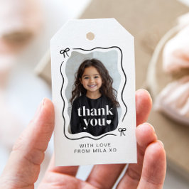 Svallande rand med slinga födelsedagsfoto presentetikett