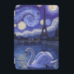 "Svan i Paris: Starry Reflection" iPad Mini Skydd<br><div class="desc">En fridfull vit svan glider fredligt över Seine, med Eiffel Torn som tystades i bakgrunden under en snurrande natt himmel, inspirerad av Van Goghs Starry Natt. Kombinationen av penseldrag mellan Impressionist och stil, skuggande reflektioner från vatten och blåsor och golder i rik skapar en drömmande och romantisk ambians som blandar...</div>
