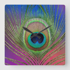 Svan ludd av en påk fyrkantig klocka