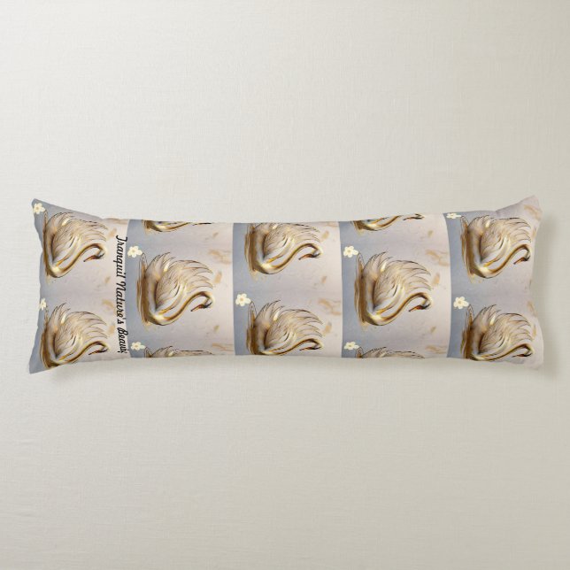 "Svan Reflection of Beauty" Kroppskudde (Framsidan)