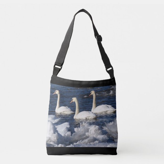 Svanar i Icey River Axelväska (Framsida)