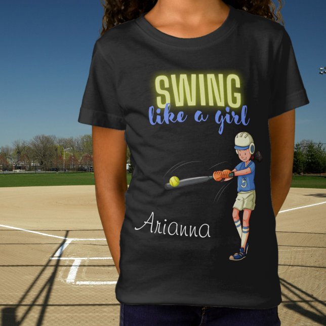 Svänga som en flicka-softball T-Shirt (Swing Like A Girl Softball T-Shirt)