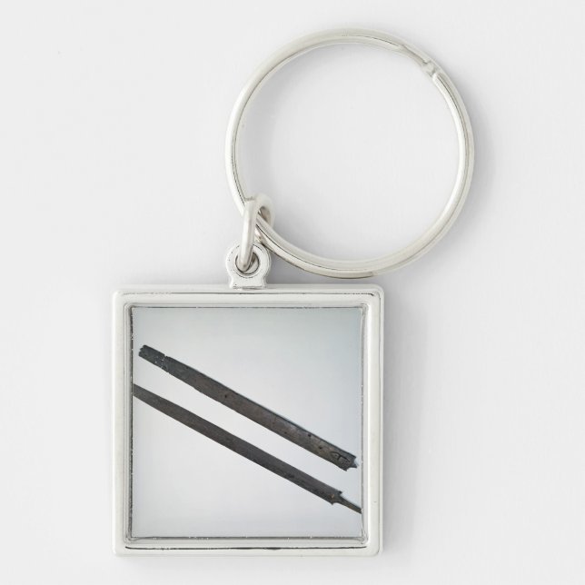 Svärd och skida, från La Tene, Schweitz Fyrkantig Silverfärgad Nyckelring (Framsidan)