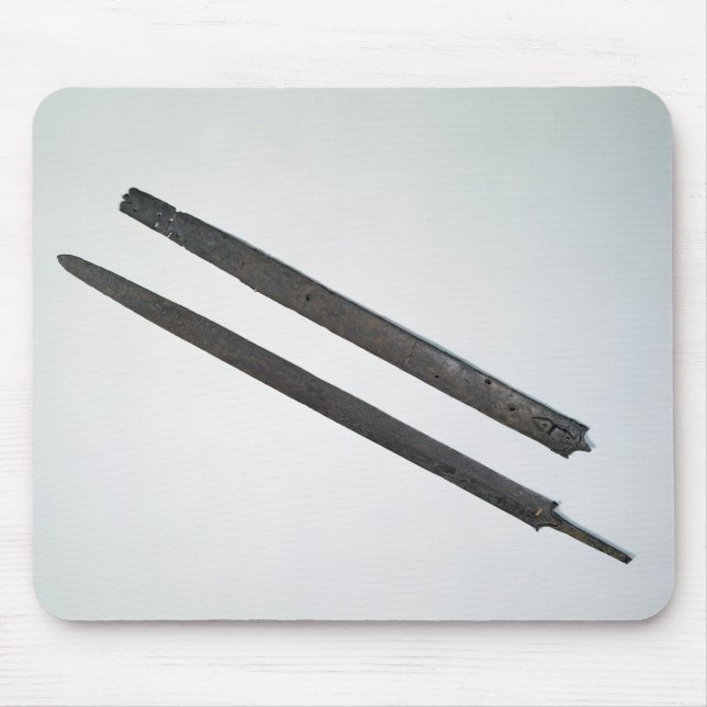 Svärd och skida, från La Tene, Schweitz Musmatta (Framsidan)