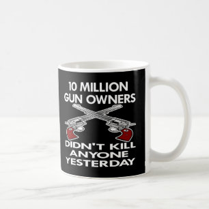 Svart 10 miljon vapenägaredöda kaffemugg