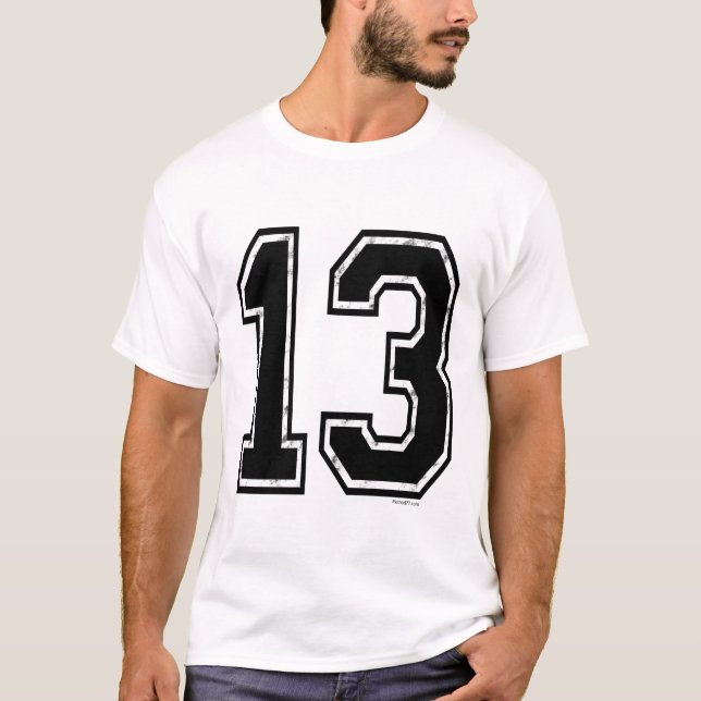 Svart 13 numrerar tee shirt (Framsida)