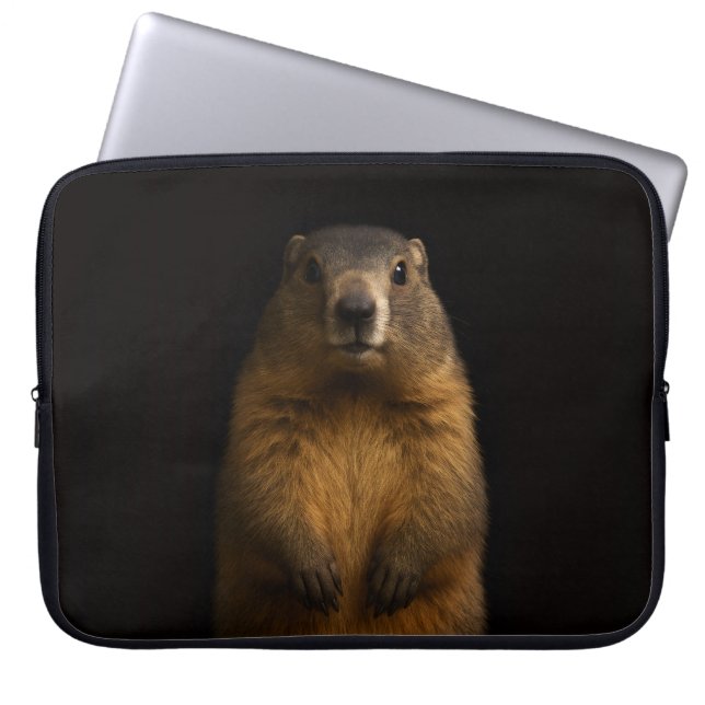 Svart 4 Luxe laptopsleeve, Fluffy Marmot Laptop Fodral (Framsidan)