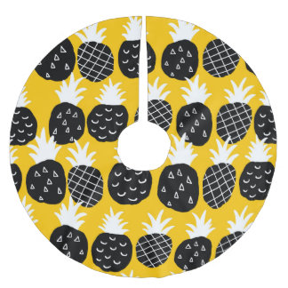 Svart ananas julgransmatta borstad polyester