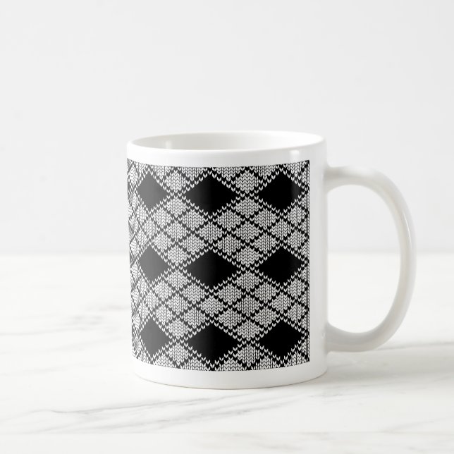 SVART ARGYLE-STICKAD VIT Mugg  (Höger)