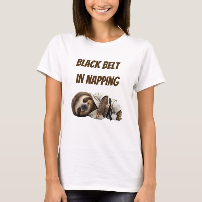 Svart Bälte I Tupplande Sengångare T Shirt (Framsida)