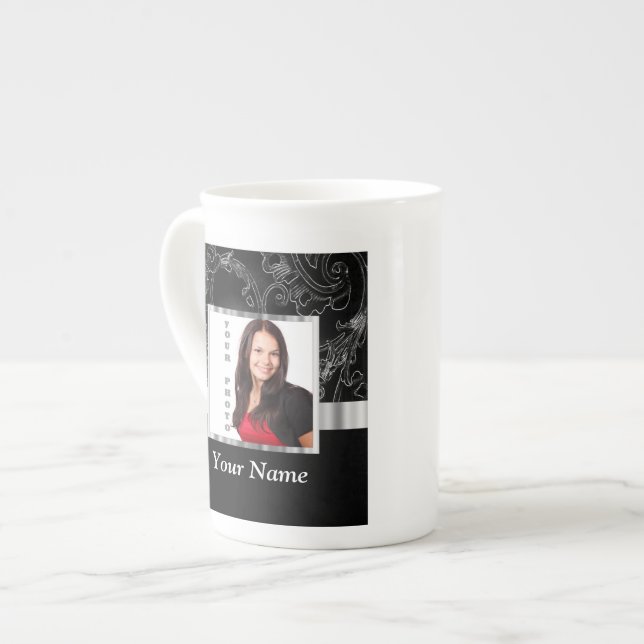 Svart baroque-instagram-mall benporslin mugg (Framsida vänster)